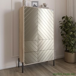 Комод-пенал з рельєфним оздобленням фасаду та чорними металевими ніжками LION Амарант 84x40x150 Дуб сонома/Перламутровий металік